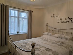 Photo 5- click for photo gallery